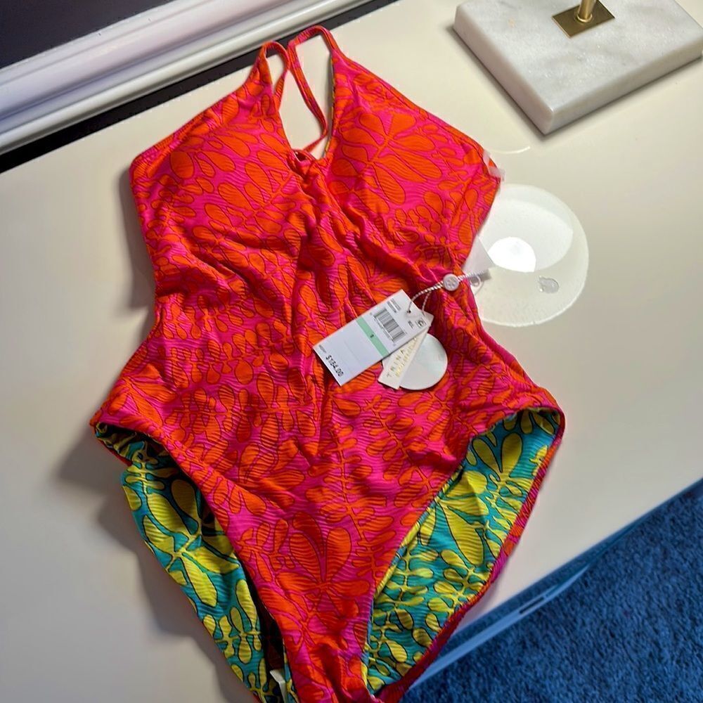 Trina Turk TRELLIS HIGH NECK REVERSIBLE ONE PIECE- SZ 8 - Picture 5 of 9